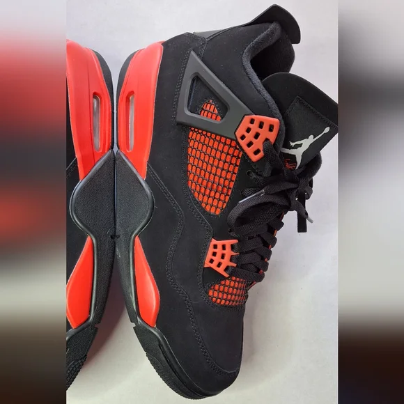 Jordan 4 Retro Red Thunder